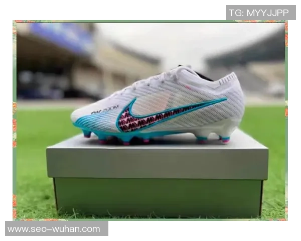 探索耐克足球鞋四大系列的独特魅力与性能优势 探索耐克足球鞋四大系列的独特魅力与性能优势