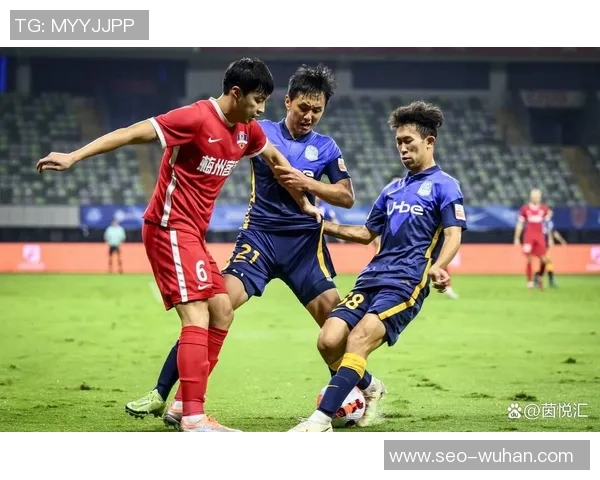 广州篮球队与武汉篮球队赛后复盘分析战术对决与关键时刻表现